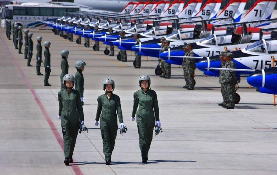 空軍招女飛行員 成績優(yōu)秀可進清北、北航聯合培養(yǎng)