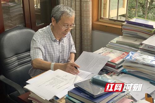 2019年全國教書育人楷模名單公布！有你身邊的老師嗎？