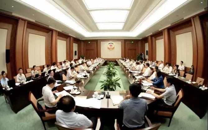 國家有錢了，民辦學校就該退場了？