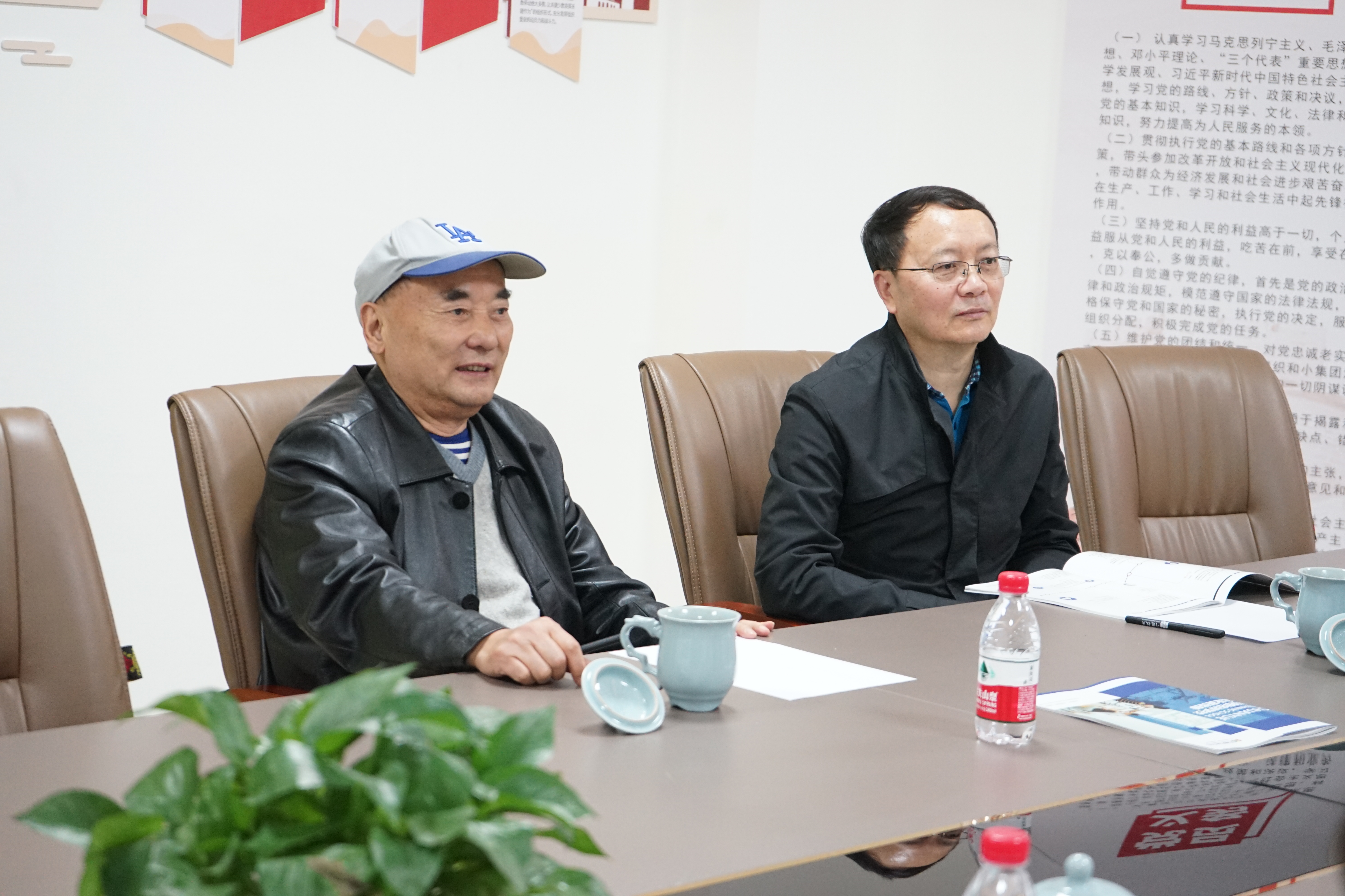 四川省原副省長(zhǎng)楊志文先生蒞臨川越培訓(xùn)學(xué)校指導(dǎo)工作