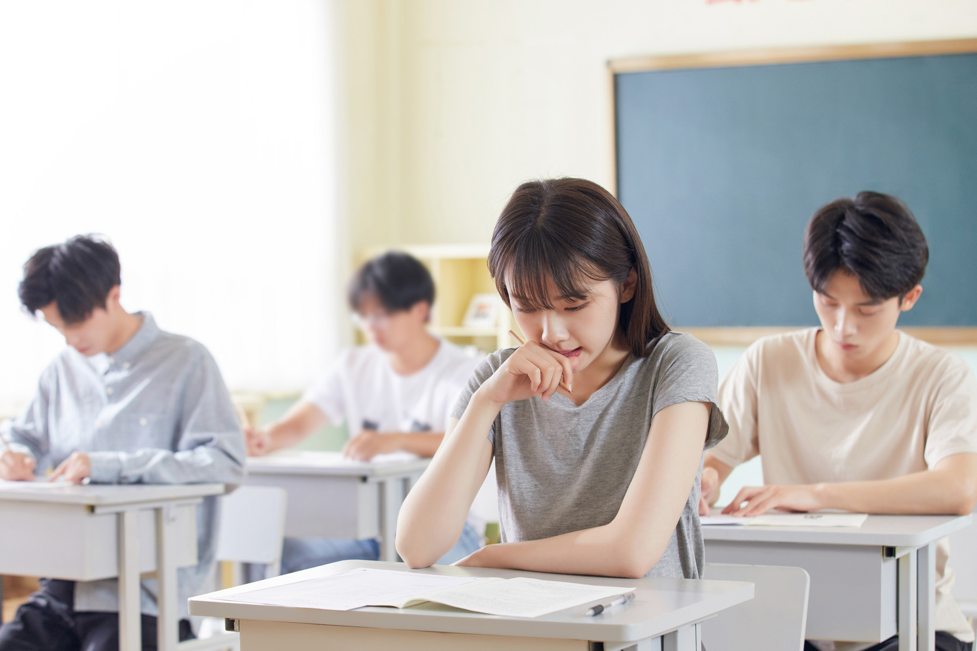 @高中、初中畢業(yè)生，兩封信帶你看國家資助好政策